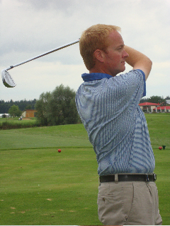 Iain Gold golfing